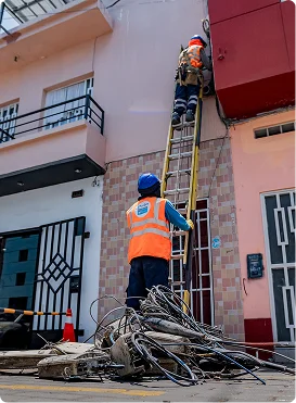 8M: Ingenieras de Movistar inspiran a adolescentes a elegir carreras tecnológicas en el Perú