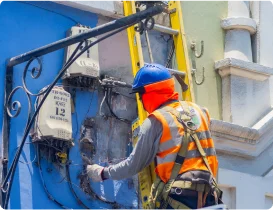 8M: Ingenieras de Movistar inspiran a adolescentes a elegir carreras tecnológicas en el Perú