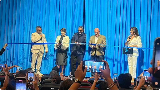 Movistar inaugura su Multiteatro y amplía beneficios para clientes